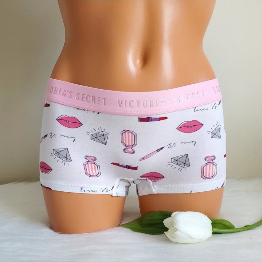 Victoria's Secret Shortie Panty Size S - Picture 2 of 5